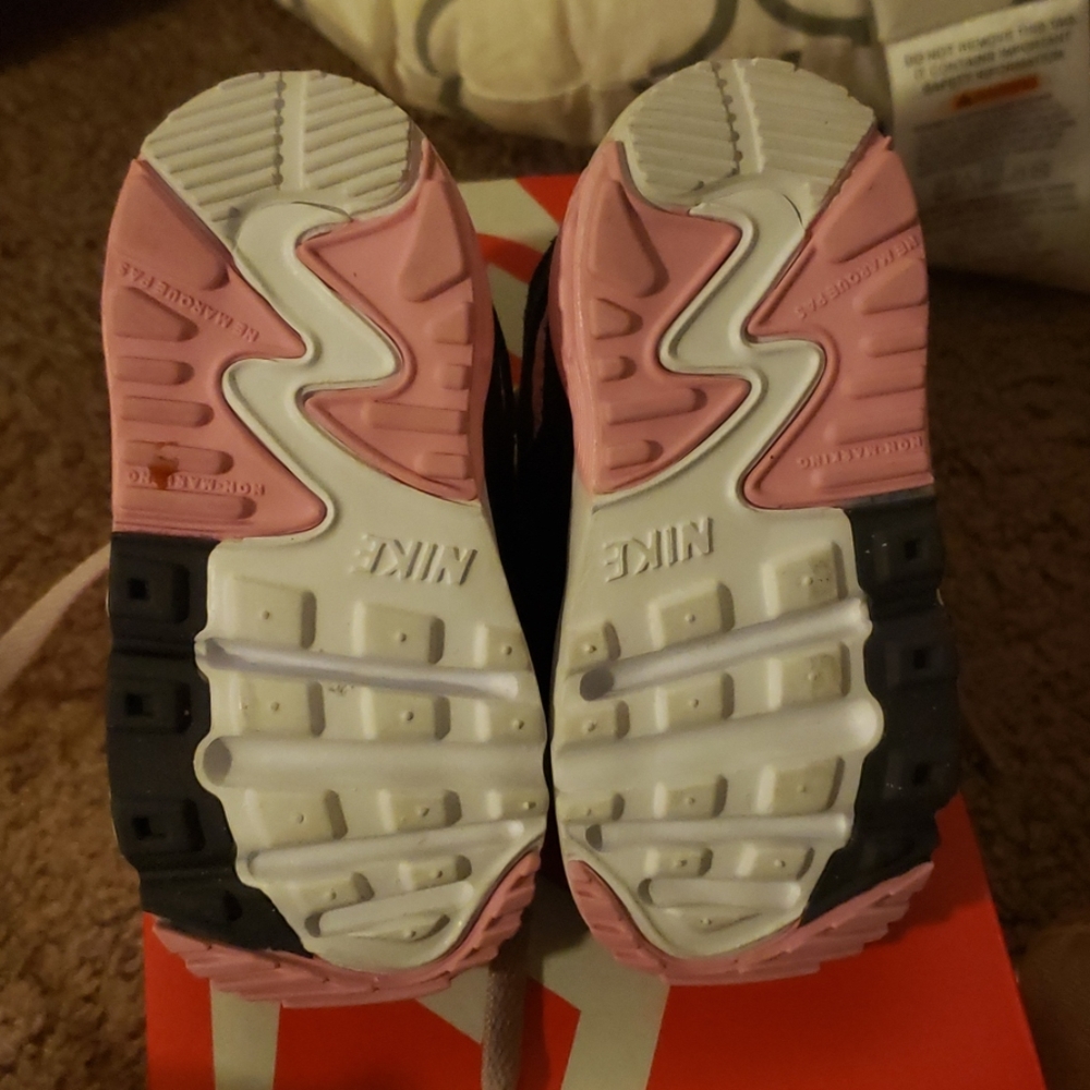 Shoes - Picture 2 of 2